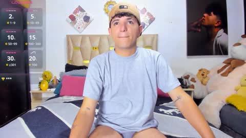 Snapshot of patrick_sanzzz chatting on 03-10-26, 10:48 Patrick online show from 03-10-26, 10:48