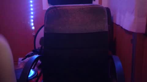 Snapshot of patricktwinslutgirl chatting on 12-14-25, 05:24 LiaSweetX online show from 12-14-25, 05:24