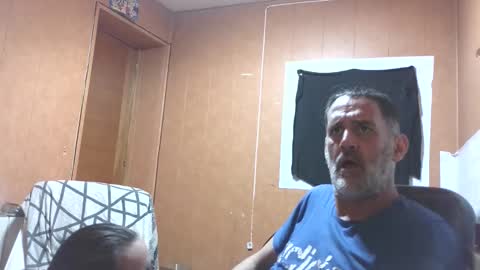 Snapshot of patricktwinslutgirl chatting on 12-21-25, 02:30 LiaSweetX online show from 12-21-25, 02:30