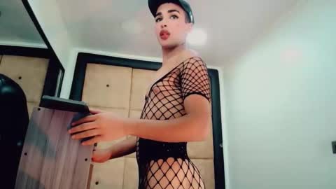 PatrickXX 1 online show from 10-04-25, 09:46