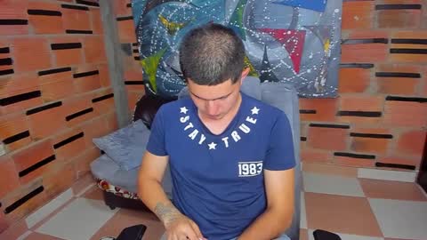 Snapshot of patrik027 chatting on 01-29-25, 11:25 .... online show from 01-29-25, 11:25