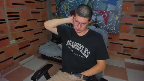 Snapshot of patrik027 chatting on 02-20-25, 02:46 .... online show from 02-20-25, 02:46