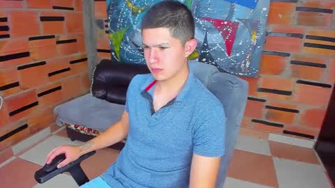 Snapshot of patrik027 chatting on 03-07-25, 06:00 .... online show from 03-07-25, 06:00