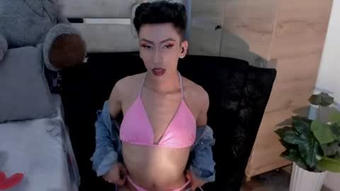 Snapshot of patrik_12 chatting on 07-14-26, 04:50 patrik online show from 07-14-26, 04:50