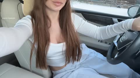 Snapshot of patry333 chatting on 02-03-26, 06:40 Andreea online show from 02-03-26, 06:40