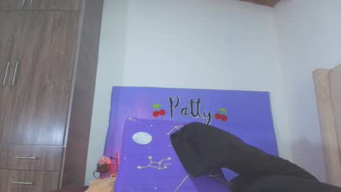 Snapshot of patty_m chatting on 02-14-25, 12:03 patty online show from 02-14-25, 12:03