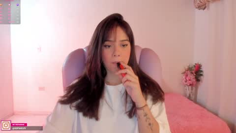 Snapshot of pau_cute chatting on 01-30-25, 07:18 Sofa online show from 01-30-25, 07:18