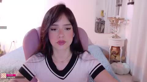 Sofa online show from 07-10-26, 08:44