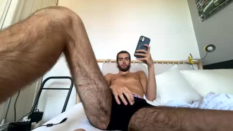 Snapshot of paul442386 chatting on 07-20-26, 01:24 paul442386 online show from 07-20-26, 01:24