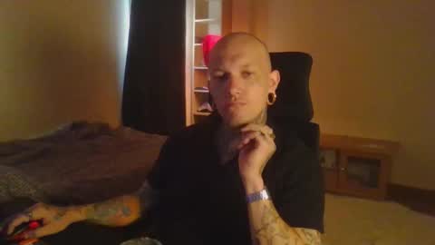 Snapshot of paul_razor chatting on 12-20-25, 01:34 Paul online show from 12-20-25, 01:34