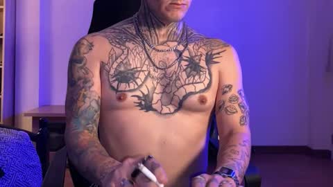 Snapshot of paul_razor chatting on 01-05-26, 05:27 Paul online show from 01-05-26, 05:27