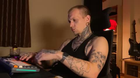 Snapshot of paul_razor chatting on 02-01-26, 03:10 Paul online show from 02-01-26, 03:10