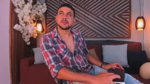 Snapshot of paul_rivera chatting on 03-03-26, 04:40 Paul Rivera online show from 03-03-26, 04:40