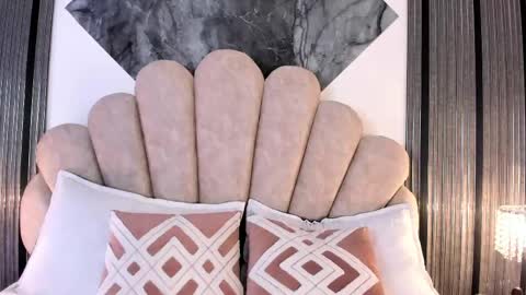 Paula   online show from 04-25-26, 03:42