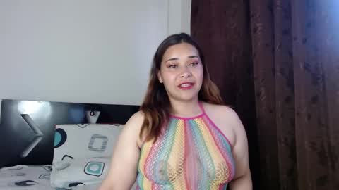 Snapshot of paula_anderson chatting on 09-11-25, 10:54 PAULA online show from 09-11-25, 10:54