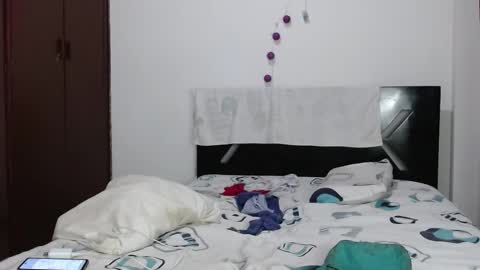 PAULA online show from 12-02-25, 04:07