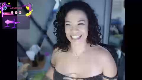 Snapshot of paula_daniela1 chatting on 09-24-25, 09:51 Paula online show from 09-24-25, 09:51
