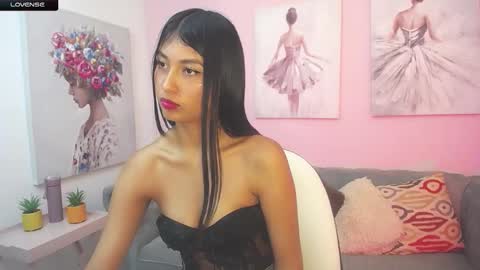 Pau online show from 11-08-25, 11:54