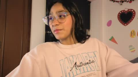 Paula  online show from 04-09-26, 02:11