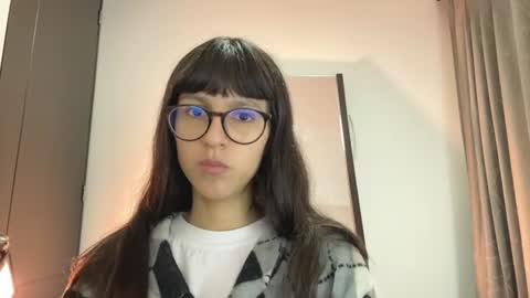   online show from 06-12-26, 02:54