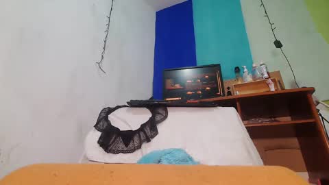 Snapshot of paulavaltina21 chatting on 12-19-24, 03:18 PAULA VALENTINA online show from 12-19-24, 03:18