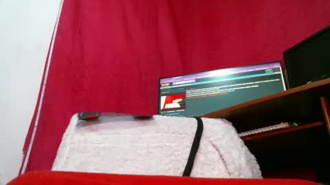 Snapshot of paulavaltina21 chatting on 03-08-25, 04:45 PAULA VALENTINA online show from 03-08-25, 04:45