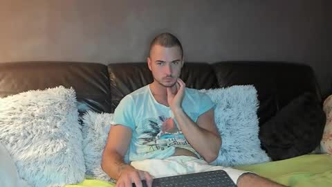 Snapshot of paulblack021 chatting on 10-24-25, 08:49 paulblack021 online show from 10-24-25, 08:49