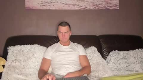 Snapshot of paulblack021 chatting on 11-01-25, 06:21 paulblack021 online show from 11-01-25, 06:21