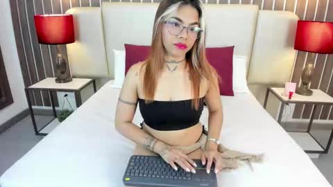 paulette_bustamante online show from 03-28-26, 07:13