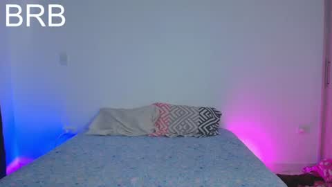 Snapshot of paulin01_ chatting on 06-24-26, 01:32 Paulina online show from 06-24-26, 01:32