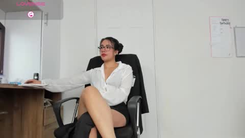 Snapshot of paulina_dossantos chatting on 10-30-25, 06:41 paulina online show from 10-30-25, 06:41