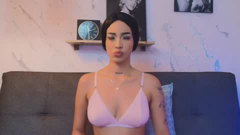 PAULINA  online show from 07-13-26, 04:43