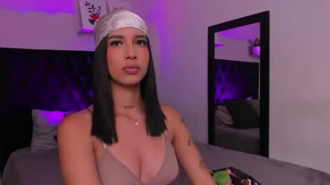 PAULINA  online show from 07-22-26, 06:38