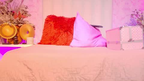 Snapshot of paulina_sodi chatting on 09-30-25, 11:48 Paulina online show from 09-30-25, 11:48