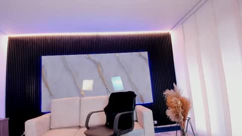 Snapshot of paulina_sweett chatting on 05-19-26, 11:49 Paulina online show from 05-19-26, 11:49