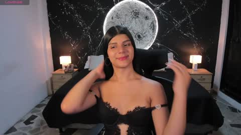 Snapshot of paulinabelle chatting on 01-19-25, 07:36 Paulina Belle online show from 01-19-25, 07:36