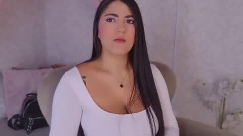 Paulina online show from 06-13-26, 11:52