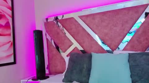 Snapshot of paulinaduarte_ chatting on 07-14-26, 12:11 Paulina online show from 07-14-26, 12:11