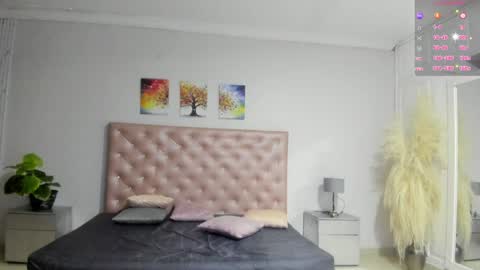 PaulinaSaennz online show from 03-29-26, 02:39