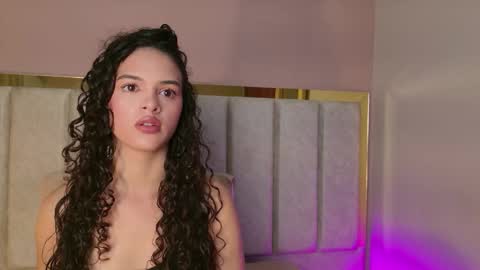 Snapshot of paulinasaint chatting on 02-13-26, 01:12 Paulina Saint online show from 02-13-26, 01:12