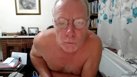 Hi Im Paul online show from 12-20-25, 04:52