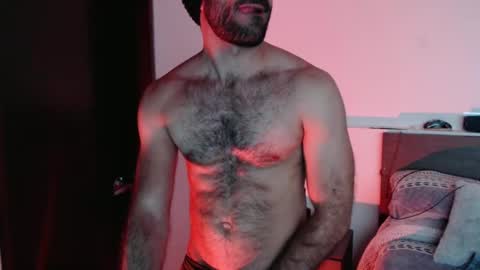 Snapshot of paulripped chatting on 12-27-24, 02:14 Paul online show from 12-27-24, 02:14