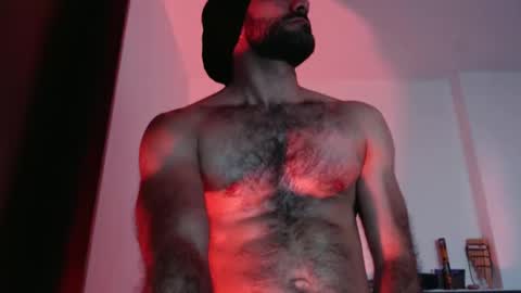 Snapshot of paulripped chatting on 12-27-24, 05:31 Paul online show from 12-27-24, 05:31