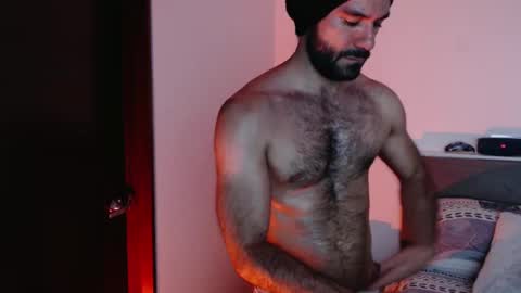 Snapshot of paulripped chatting on 01-09-25, 04:08 Paul online show from 01-09-25, 04:08