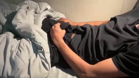 Snapshot of paulrodrickk chatting on 10-11-25, 08:35 Paul online show from 10-11-25, 08:35