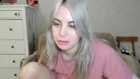 Allisses online show from 04-25-26, 09:45