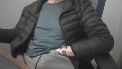 Snapshot of pbascoap chatting on 12-21-24, 09:47 pbascoap online show from 12-21-24, 09:47