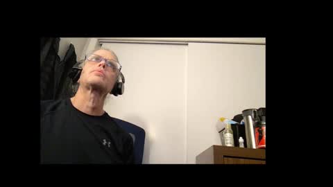 Snapshot of pbascoap chatting on 12-14-25, 01:55 pbascoap online show from 12-14-25, 01:55