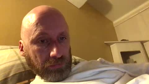 Snapshot of pc2334 chatting on 11-17-25, 12:16 pc2334 online show from 11-17-25, 12:16