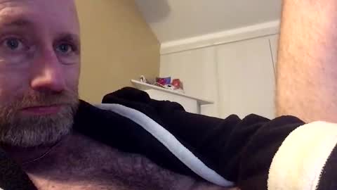 Snapshot of pc2334 chatting on 01-18-26, 02:32 pc2334 online show from 01-18-26, 02:32